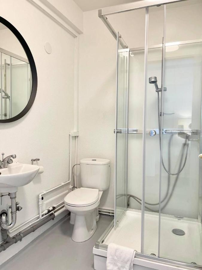 Day Dream Townhall Square Apartments อาคูเรย์รี ภายนอก รูปภาพ
